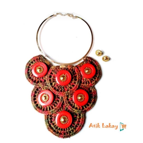 Collier et boucles d'oreilles v16