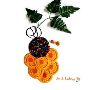 Collier et boucles d'oreilles v18