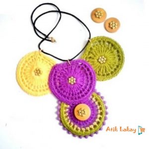 Collier et boucles d'oreilles v9